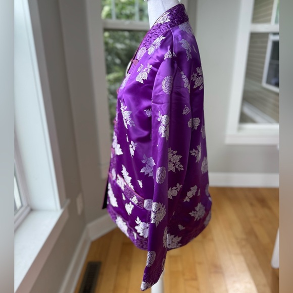 Vintage Purple Black Chinese Embroidered Silk Bed Jacket Handmade Reversible - Picture 5 of 16
